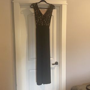 Super comfortable and very flattering.